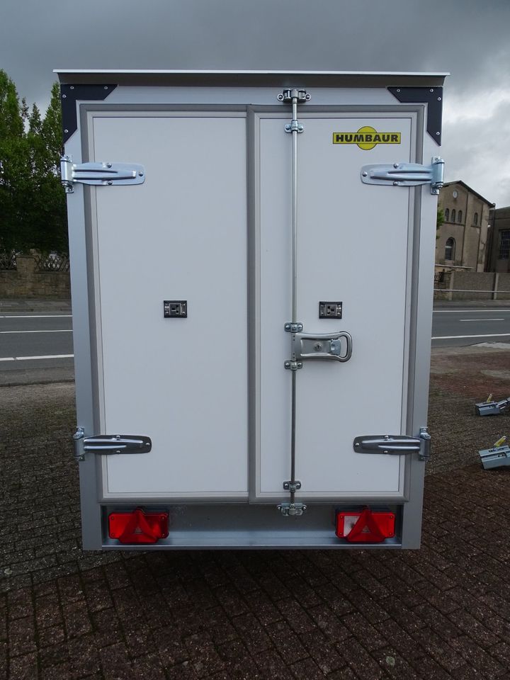 PKW- Anhänger Koffer Humbaur 1300 kg mit Doppelflügeltür in Ibbenbüren