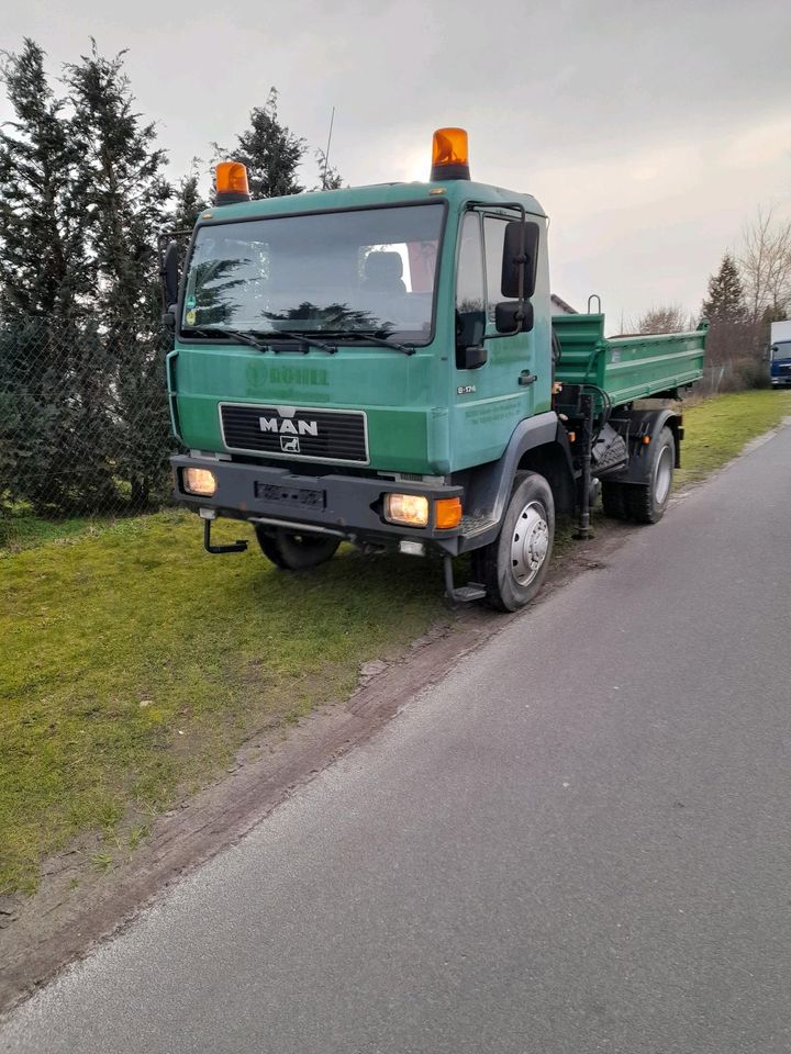 MAN 8.174 Kipper mit Kran. Allrad 4x4 grüne Plakette Wohnmobil in Esterwegen