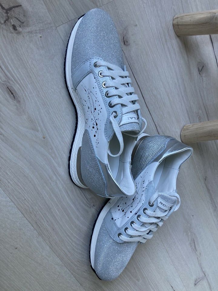 Coole Sneaker von Noclaim  - Italy ❣️ in Gifhorn