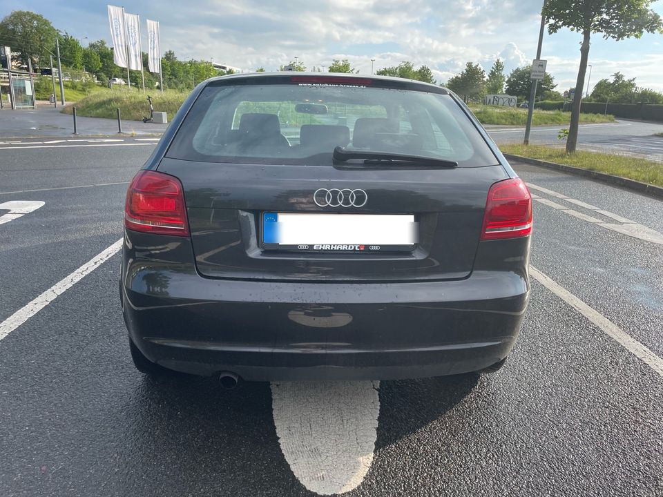 Audi A3, 8P, 1,6 l, BJ2009, Automatik in Erfurt