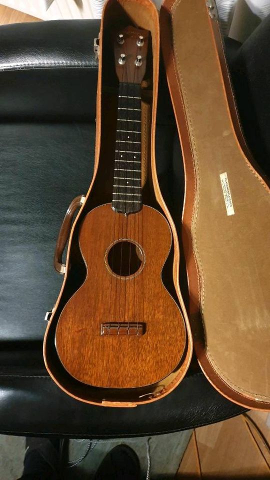 Vintage Martin Style1 Concert ukulele '50 in Amberg