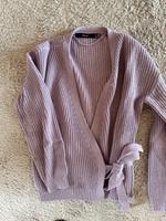 Vero Moda Strickjacke / Pullover Flieder Gr. L neu zum Verkauf Hessen - Runkel Vorschau