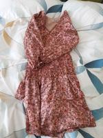 Kleid Damen mit Blumen Musterung Bayern - Fürstenfeldbruck Vorschau