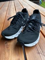 ON RUNNING CLOUDSWIFT AD Gr 42,5 W Schwarz Weiß Schuhe Laufen Köln - Ehrenfeld Vorschau