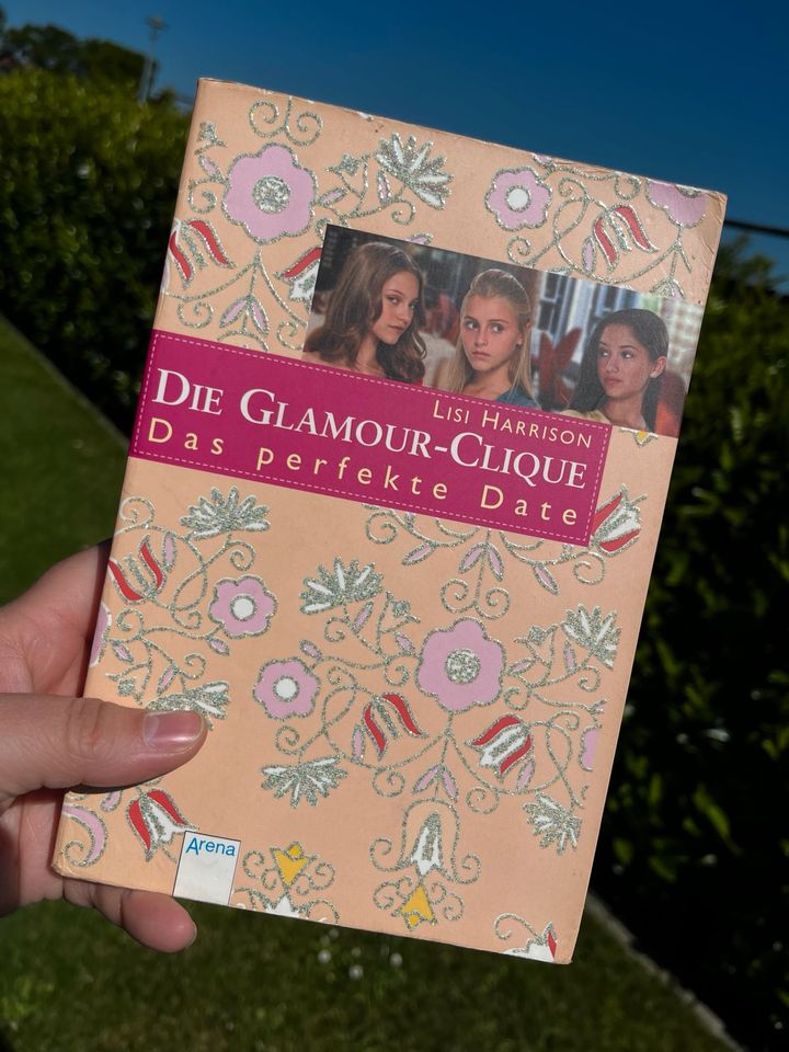 Die Glamour-Qlique Bücher in Südbrookmerland