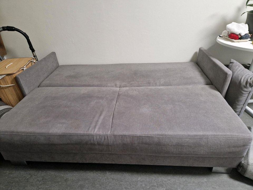 Klappsofa, Schlafsofa, Schlafcouch, Klappcouch in Berlin