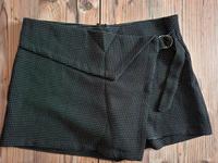 Hosenrock Skort von Zara Gr. M schwarz/weiß Sachsen - Bautzen Vorschau