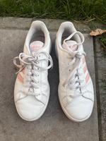 Adidas Sneaker Halbschuhe weiß  Rosé Gr. 39 1/3 Rheinland-Pfalz - Haßloch Vorschau