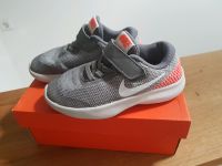 Nike Sneaker neuwertig Turnschuhe Gr. 28 Klett grau Rheinland-Pfalz - Rülzheim Vorschau