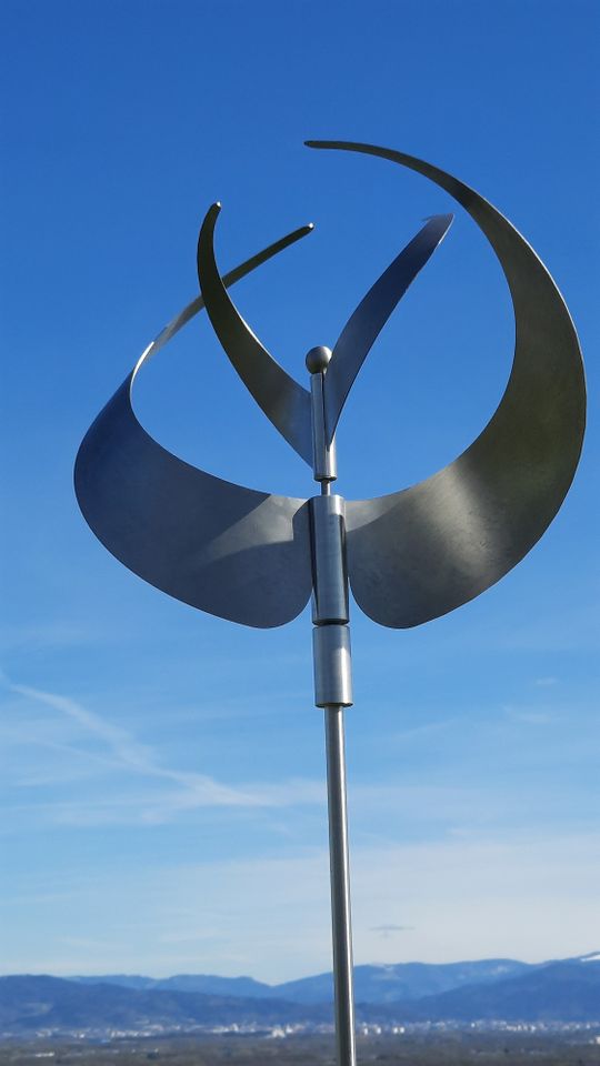Windspiel / Windrad "Doppelquirly" aus Edelstahl + Aluminium in Bötzingen