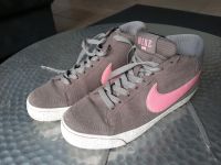 Nike Sneaker 40 Kreis Pinneberg - Holm Vorschau