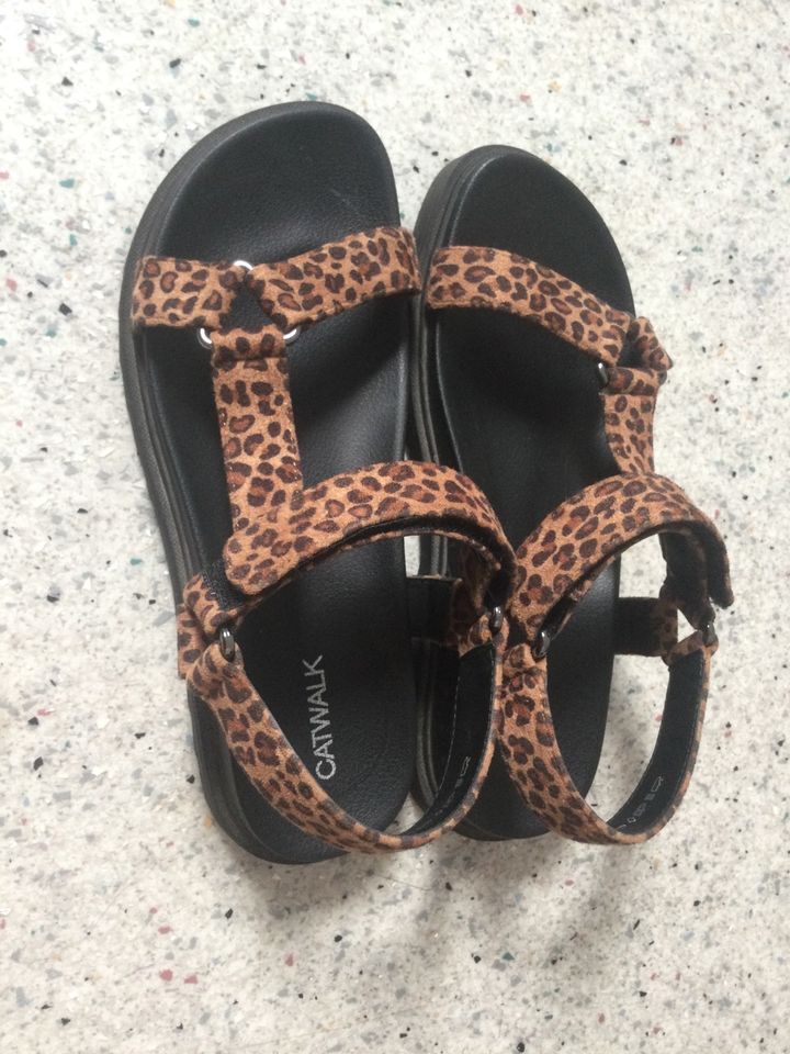 Deichmann Graceland Sandalen Schuhe Damen Gr 38 - wie Neu in Amberg