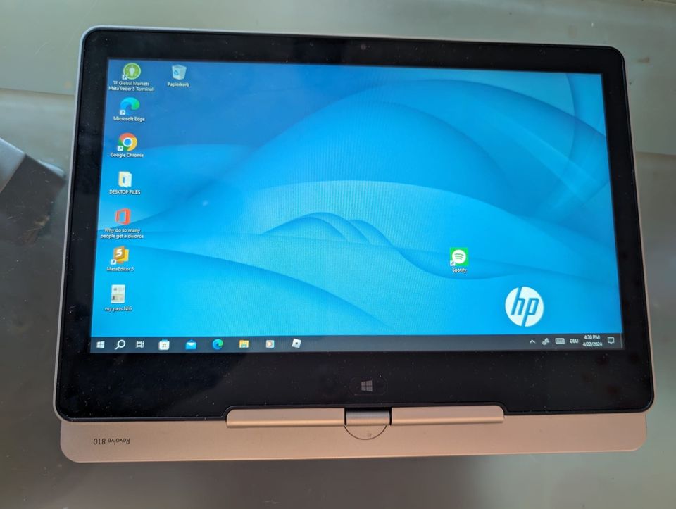 i7 Revolve Smart Laptop in Böblingen