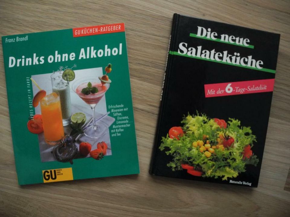 2 Bücher: Drinks ohne Alkohol GU Verlag - Die neue Salatküche in Neckargemünd