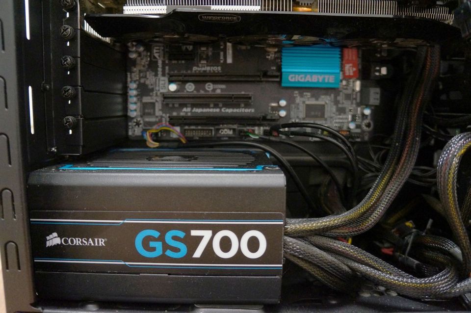 Power PC i7, GTX 670, 8 Gb RAM, Gigabyte, SSD + Monitor in Bargteheide