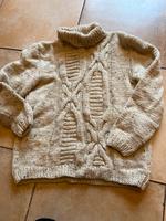 HandgestrickteZopf-Pullover Gr.M Sachsen - Mittelbach Vorschau