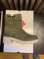 Neue Schuhe in Größe 39 Baden-Württemberg - Kämpfelbach Vorschau