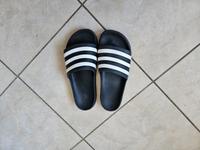 Adidas Schlappen Größe 41 Niedersachsen - Seelze Vorschau