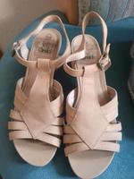 Schicke Sandalen Gr.38.5 / 5 1/2 Caprice Bayern - Großaitingen Vorschau