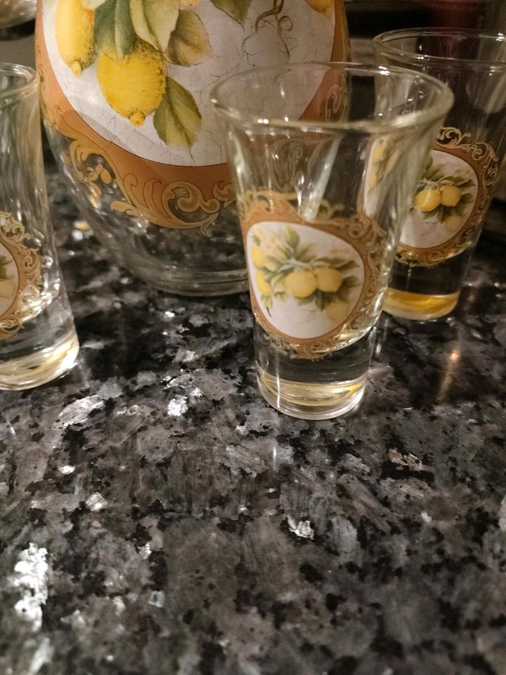 Likör Karaffe Zitrone Limone inkl 4 Gläser in Lörrach