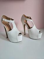 High Heels - Größe 39 Niedersachsen - Lehrte Vorschau