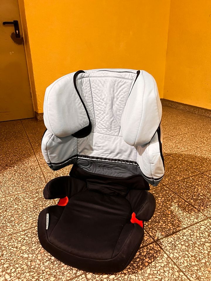 Kindersitz cybex Solution x fix in Wuppertal