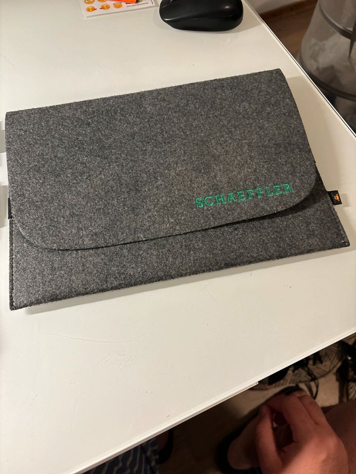 Neue Schaeffler Laptop Notebook Tablet Hülle 13 Zoll in Nürnberg (Mittelfr)