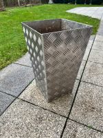 Blumentopf.Alu.Sehr robust 50x30x30 Nordrhein-Westfalen - Beckum Vorschau