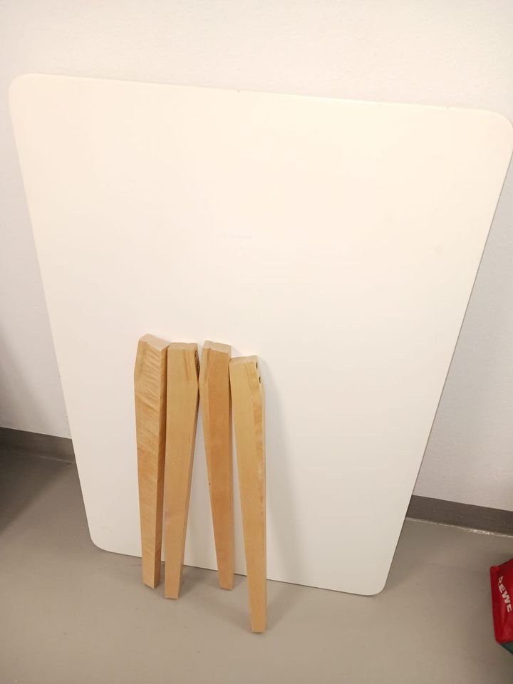 Tisch-Esstisch-Küchentisch-Schreibtisch-120x80 cm- Weiß in Düsseldorf