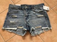 H&M Jeansshorts, kurze Hose, Hotpants mit Fransen 36/S NEU Nordrhein-Westfalen - Höxter Vorschau