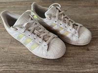 Adidas Sneaker Größe 39 1/3 Sachsen - Radebeul Vorschau