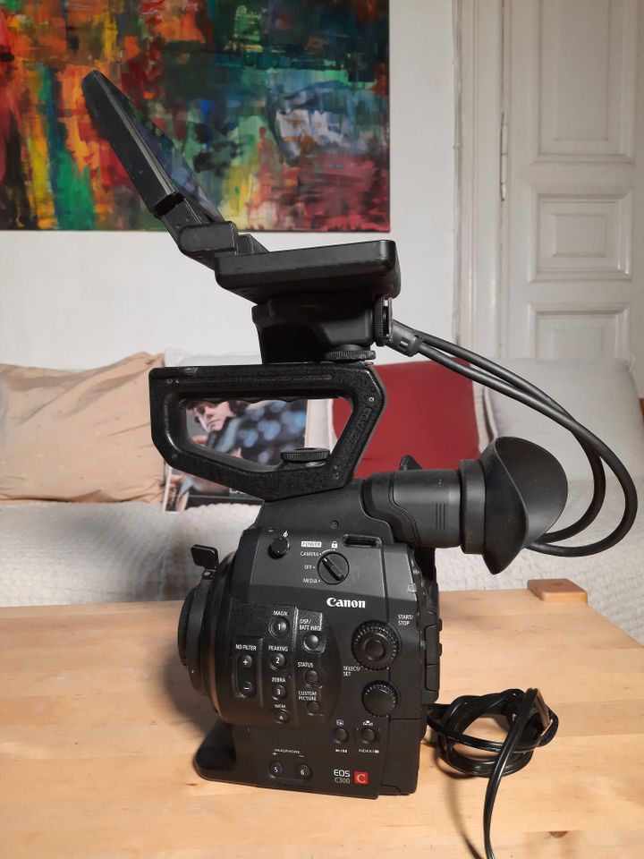 Canon EOS C300 mit PL-Mount, wenig gebraucht in Berlin