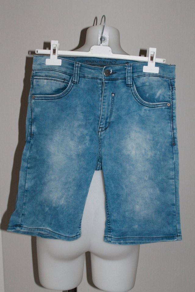 Herren Jeans Shorts Gr. 29 von Urban Surface leichte Qualität in Wildeshausen