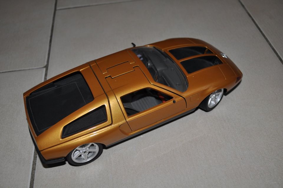 Guiloy Mercedes Benz C111 Modellauto 1:18 ohne OVP in Damme