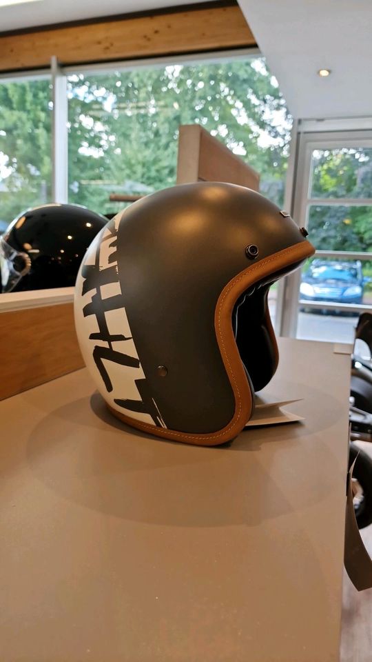 BMW Motorrad Helm Bowler in Arnsberg