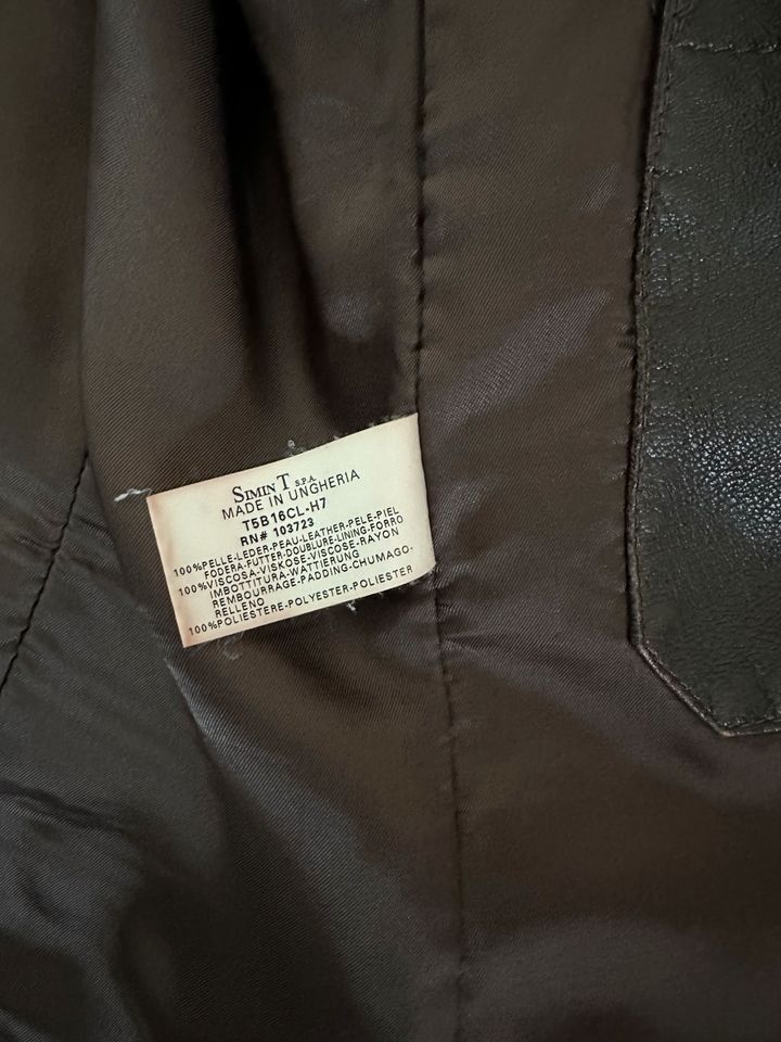 Armani Lederjacke vintage in Aachen