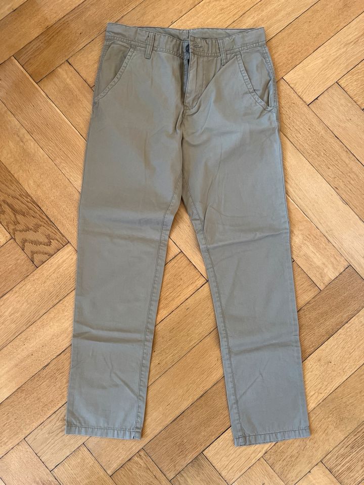 Benetton Hose Größe 2XL (160 cm) in Berlin