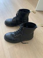 Dr. Martens 1460 Pascal Vegan Leather (Größe 39 EU) Berlin - Wilmersdorf Vorschau