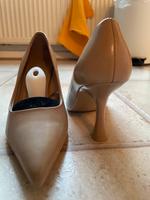 Beige Pumps Niedersachsen - Braunschweig Vorschau