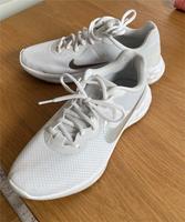 Nike Sportschuhe in Größe 41 Kiel - Hassee-Vieburg Vorschau