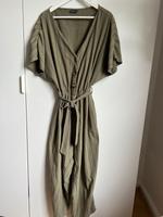 Olivgrüner Jumpsuit Hannover - Linden-Limmer Vorschau