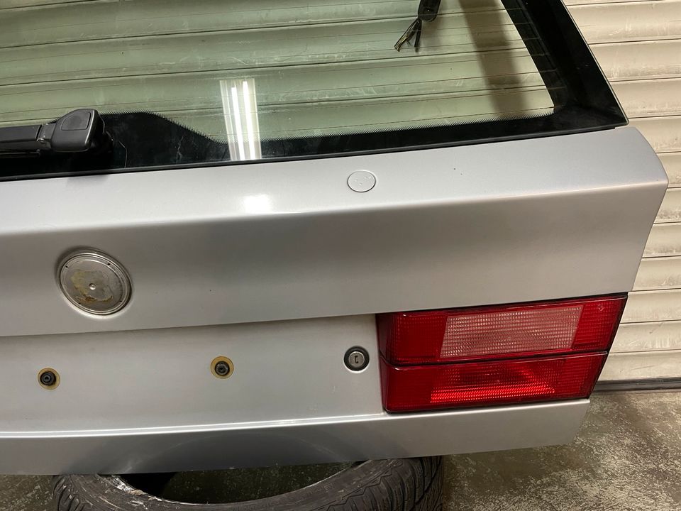 BMW e34 Touring Heckklappe Kofferraum Deckel in Bottrop