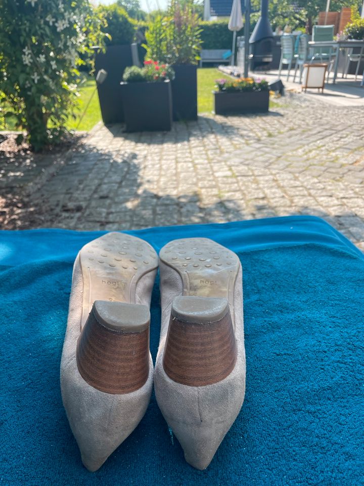 HÖGL Damen Velours Leder Schuhe Pumps beige Gr. 9 / 43 in Geesthacht