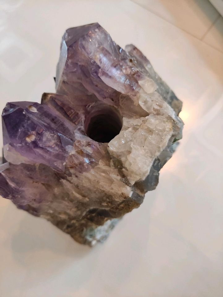 Amethyst Quartz Mineralien 2661 Gramm in Leipzig