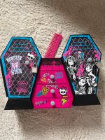 Monster high Kleiderschrank Nordrhein-Westfalen - Warstein Vorschau