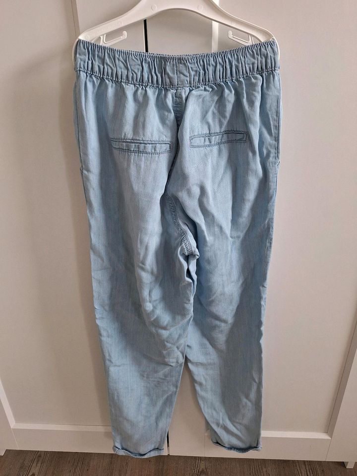 Weite Jeans Hose Gr. 140 in Kerpen