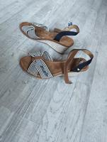 wie neu ! Damen Sandalen Tom Tailor Gr. 38 Sommerschuhe Niedersachsen - Schortens Vorschau