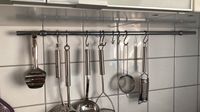 Hängeleiste Chrom 80cm Silber für Küchenutensilien mit S Haken Hessen - Groß-Gerau Vorschau