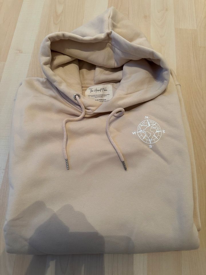 Hoodie in XL in beige NEU in Feucht