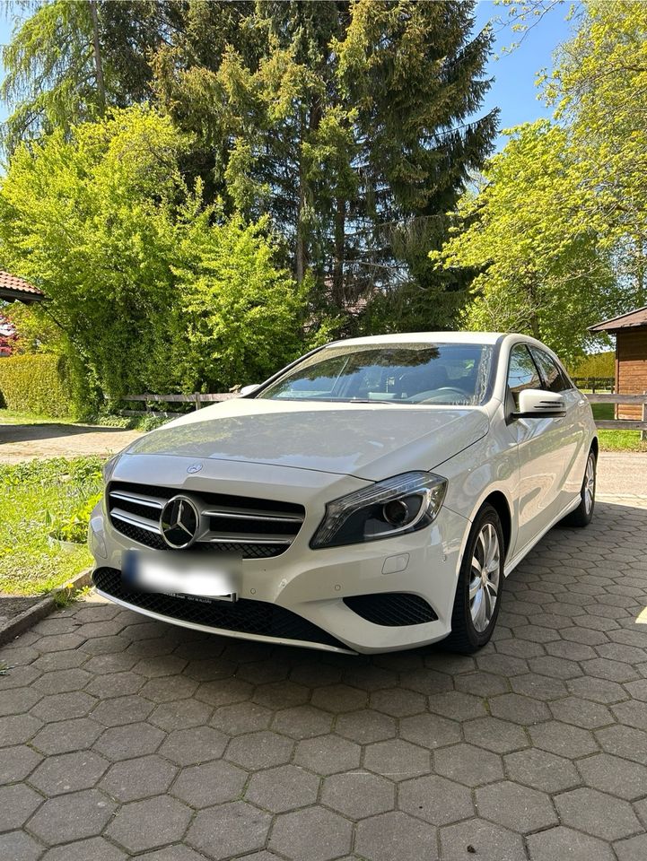 Mercedes Benz A200 in Lindenberg im Allgäu